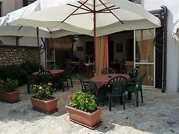 Locanda Ai Archi Di Andreola Monica Farra di Soligo Bed & Breakfast